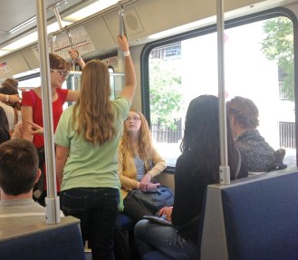 AAI students to planetarium